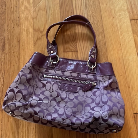 Coach Handbag - Picture 3 of 6